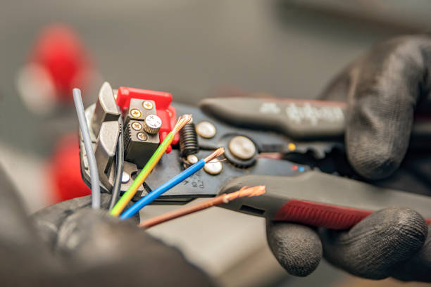 Best Residential Electrician Services  in Loyalhanna, PA